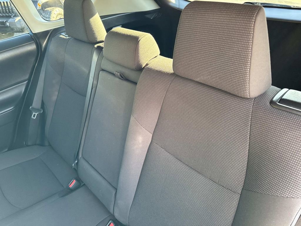 Used 2019 Toyota RAV4 LE image 12