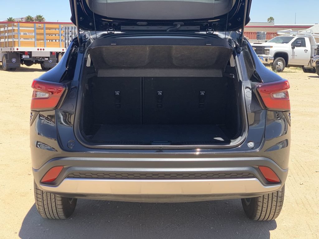 Certified 2024 Chevrolet Trax LT FWD image 24