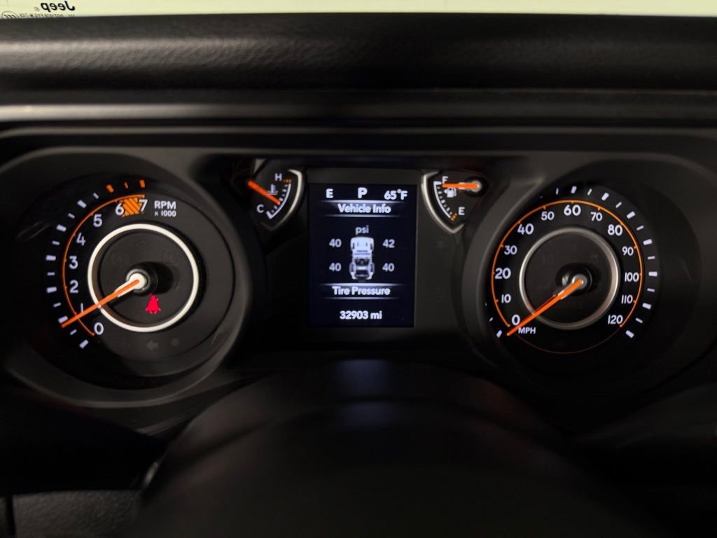 Used 2025 Jeep Wrangler Sport S image 16