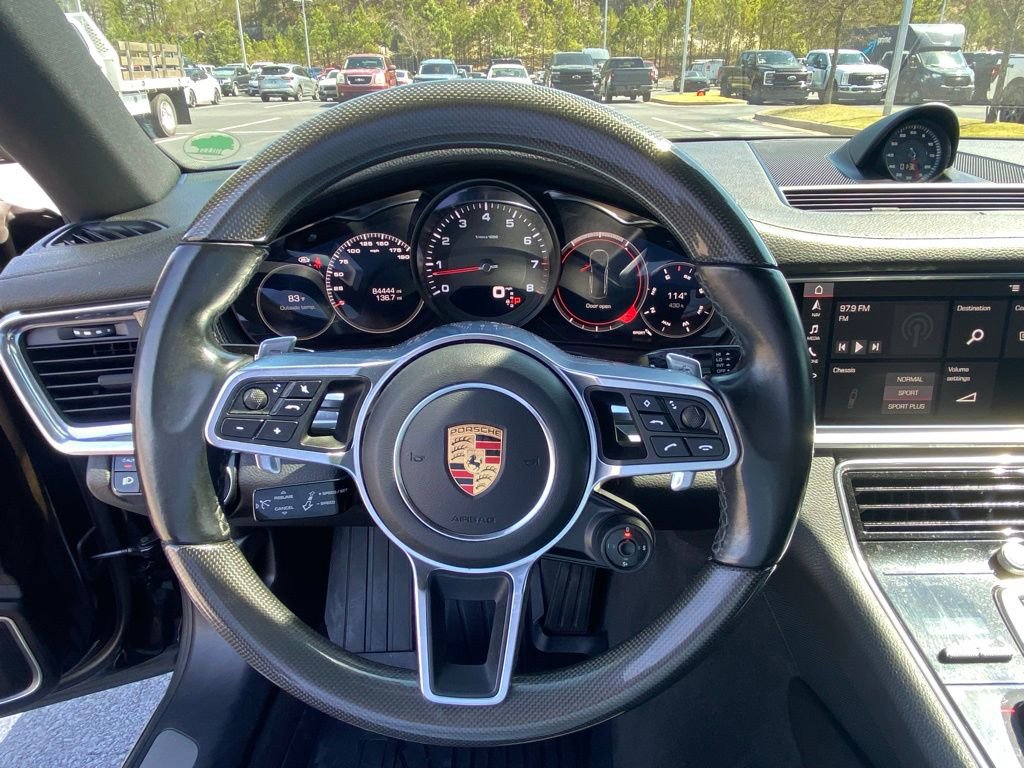Used 2018 Porsche Panamera image 13