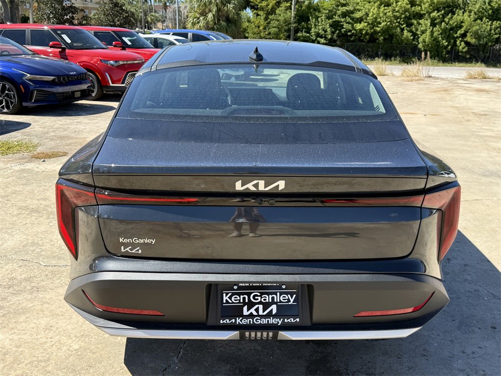 New 2025 Kia K4 LXS image 5