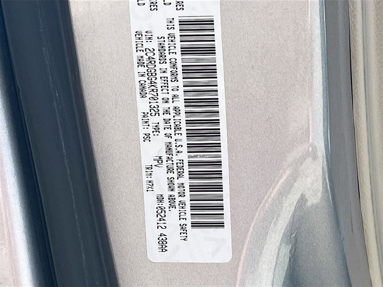 Used 2019 Dodge Grand Caravan SE image 32