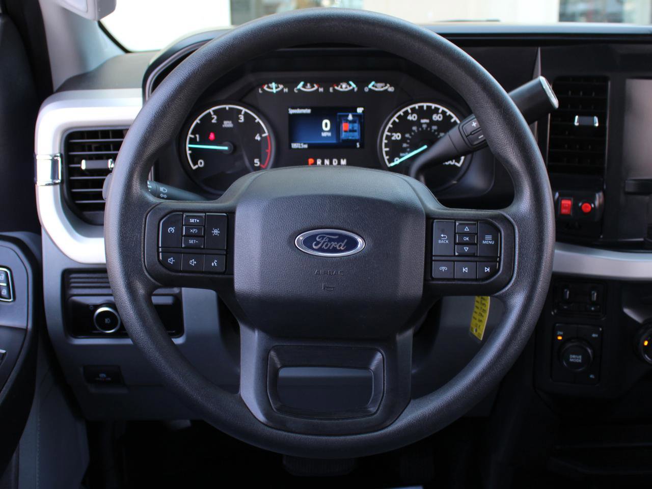 Used 2024 Ford F550 4x4 Crew Cab Super Duty image 23