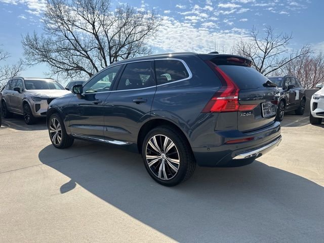 Used 2023 Volvo XC60 B5 Plus image 6