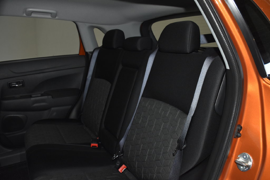 New 2027 Mitsubishi Outlander Sport LE AWD/4WD image 28