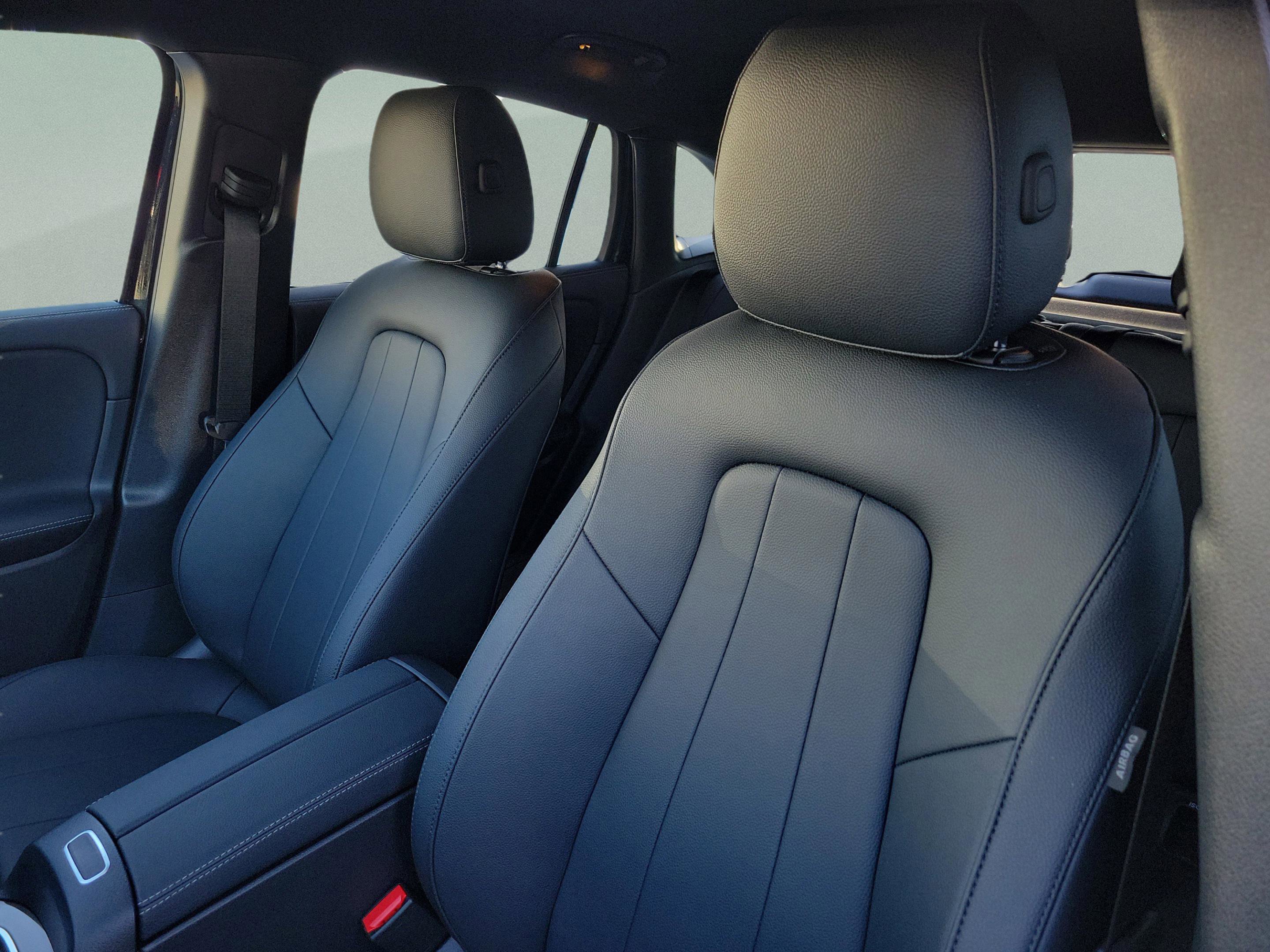 Used 2025 Mercedes-Benz GLA 250 image 23