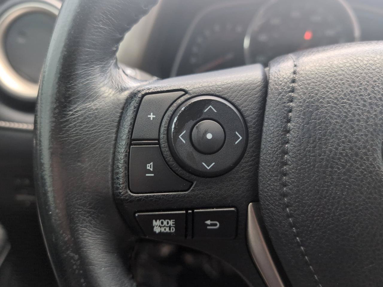 Used 2015 Toyota RAV4 Limited FWD image 20