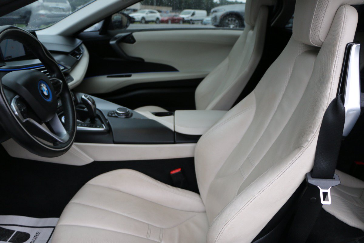 Used 2016 BMW i8 AWD/4WD image 25