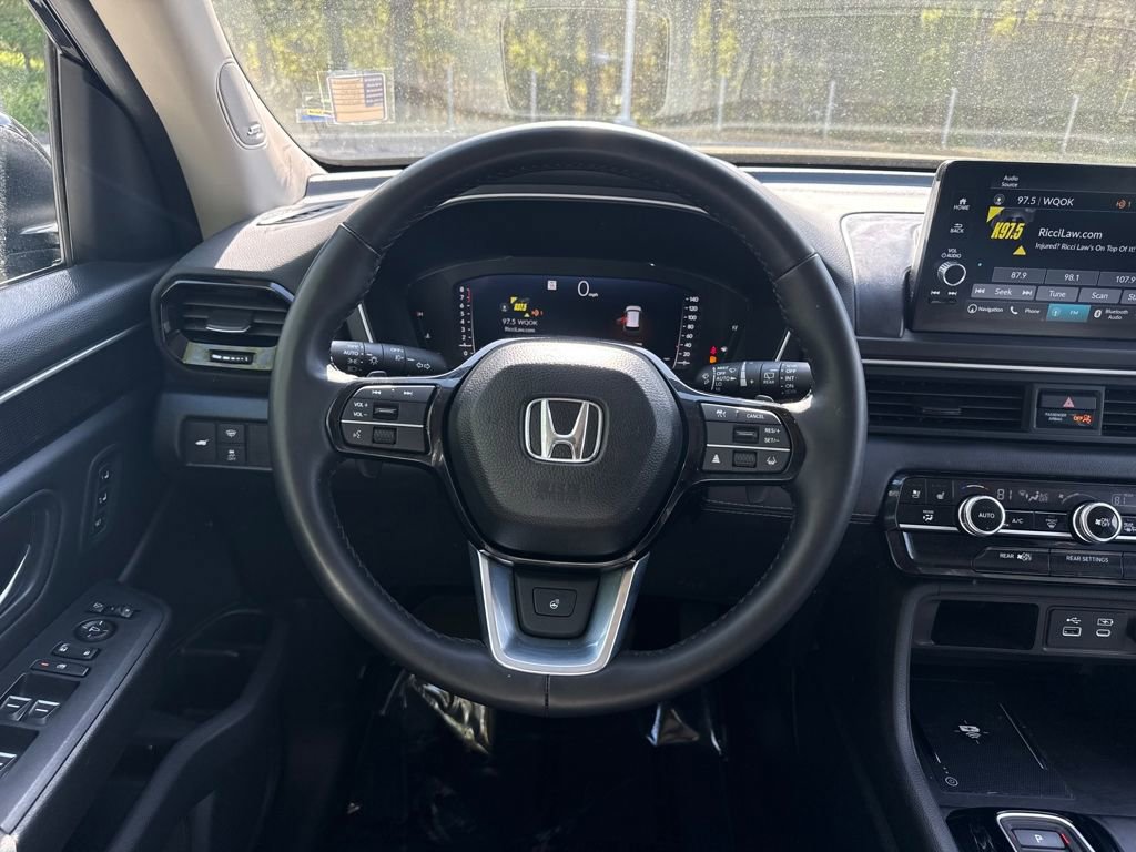 Used 2024 Honda Pilot Elite image 18