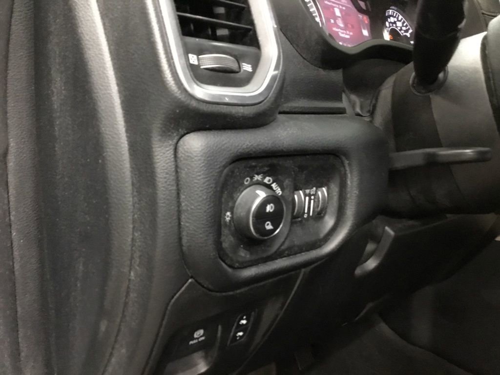 Used 2021 RAM 1500 Laramie image 8