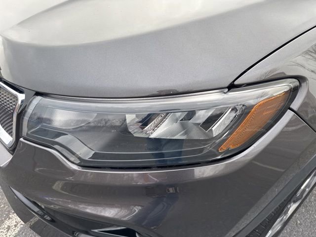 Used 2022 Jeep Compass Limited image 34