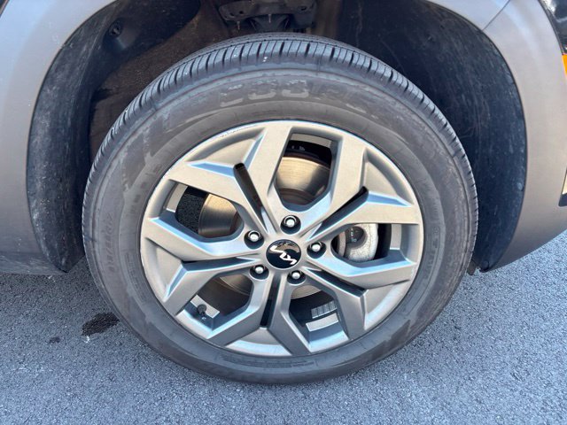 Used 2024 Kia Seltos S AWD/4WD image 9