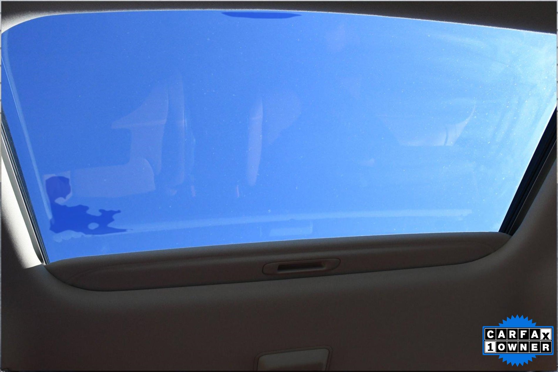 Used 2022 Kia Carnival SX Prestige image 7