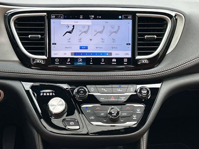 New 2026 Chrysler Pacifica Pinnacle FWD image 16