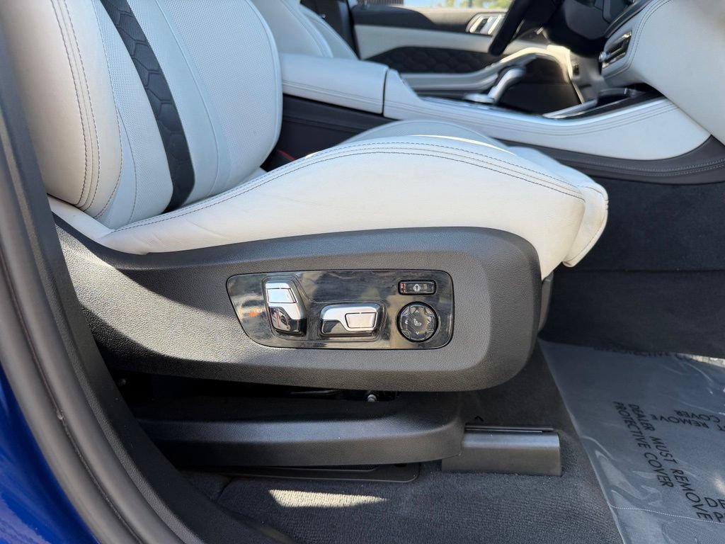 Used 2022 BMW X5 M w/ Executive Package AWD/4WD image 36