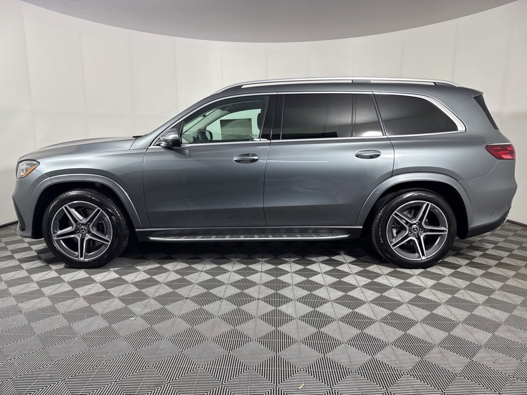 New 2026 Mercedes-Benz GLS 450 4MATIC image 3