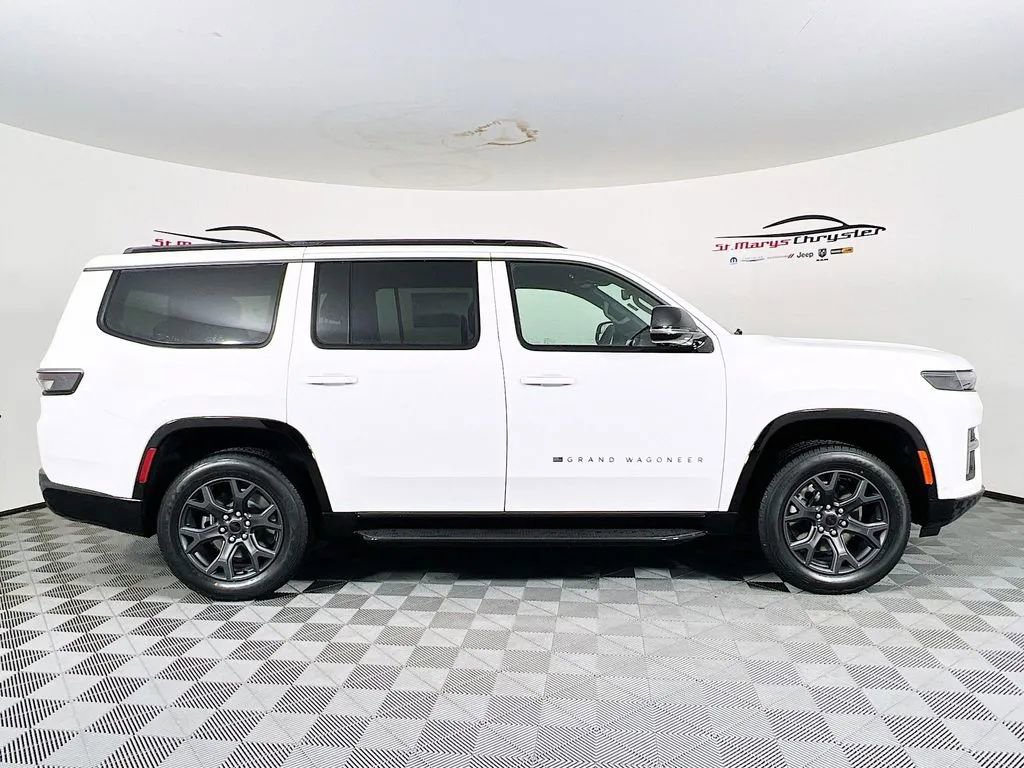 New 2026 Jeep Grand Wagoneer Limited w/ Rear Seat Video Group I AWD/4WD image 9
