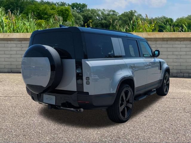 New 2026 Land Rover Defender 130 S AWD/4WD image 4