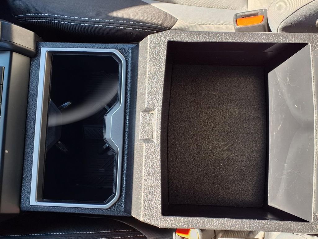 Used 2025 Toyota Tacoma TRD Off-Road image 12