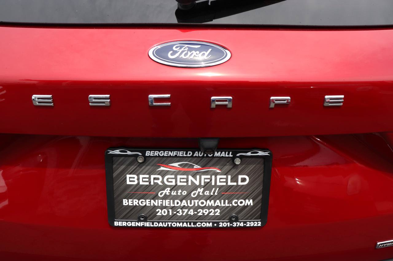 Used 2025 Ford Escape ST-Line Select AWD/4WD image 57