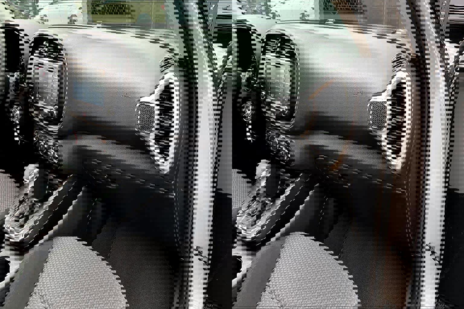 Used 2021 Kia Soul LX image 18