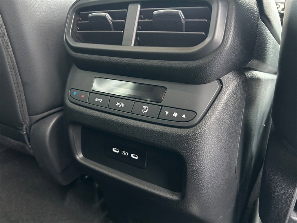 New 2025 Honda Pilot EX-L image 18