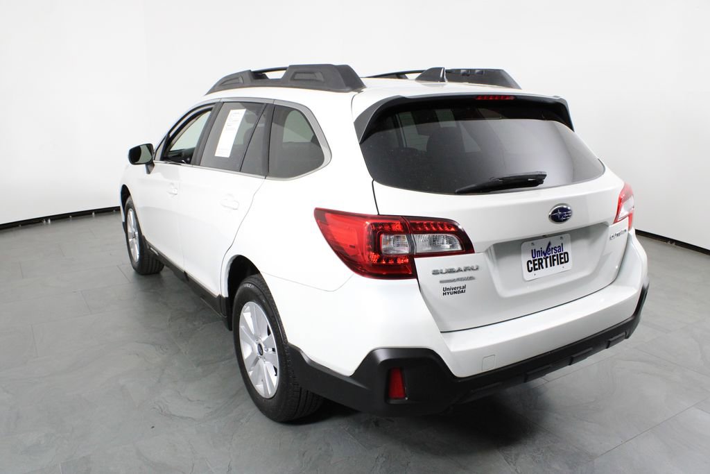 Used 2018 Subaru Outback 2.5i Premium image 3