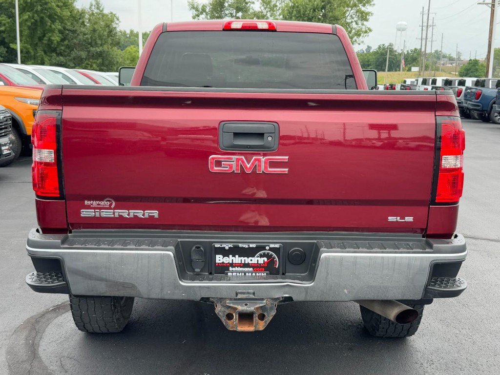 Used 2017 GMC Sierra 2500 SLE w/ HD SLE Preferred Plus Package AWD/4WD image 5