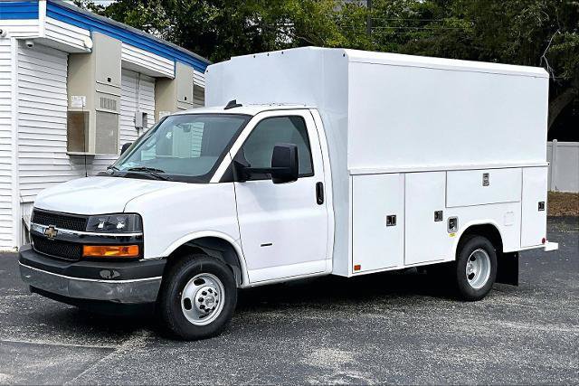 New 2025 Chevrolet Express 3500 w/ Power Convenience Package RWD image 2