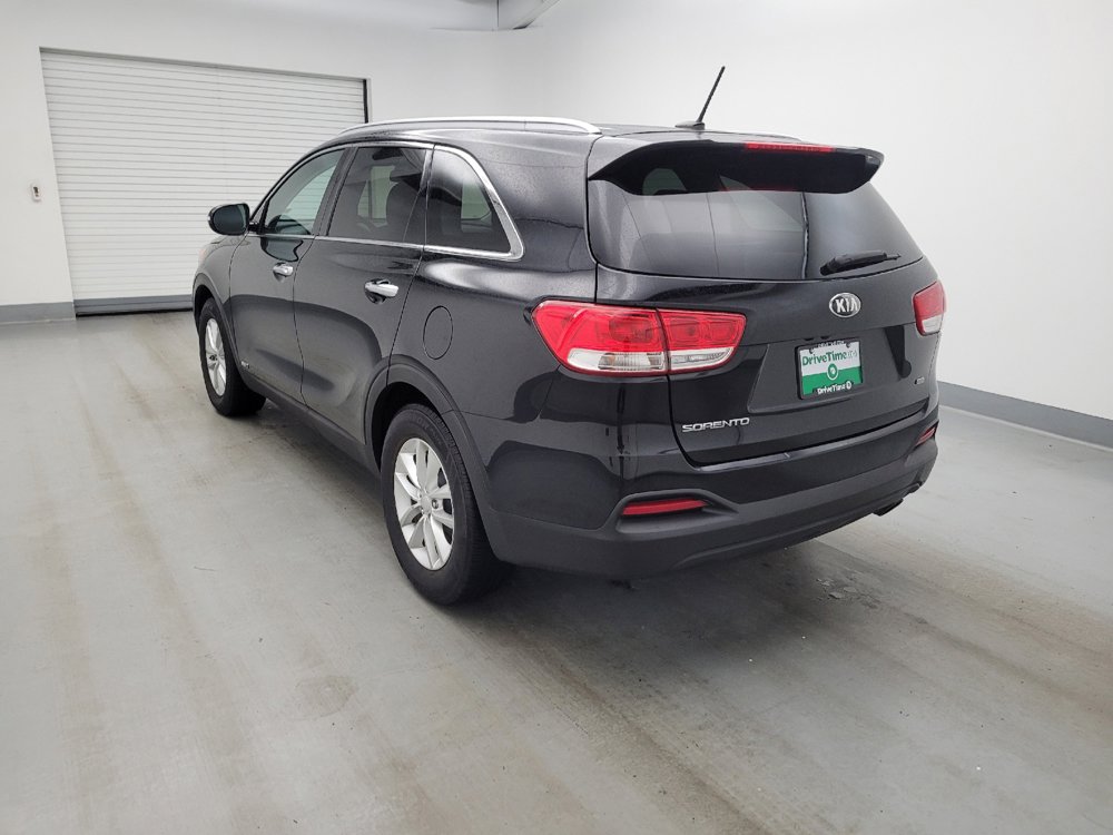 Used 2017 Kia Sorento AWD image 5