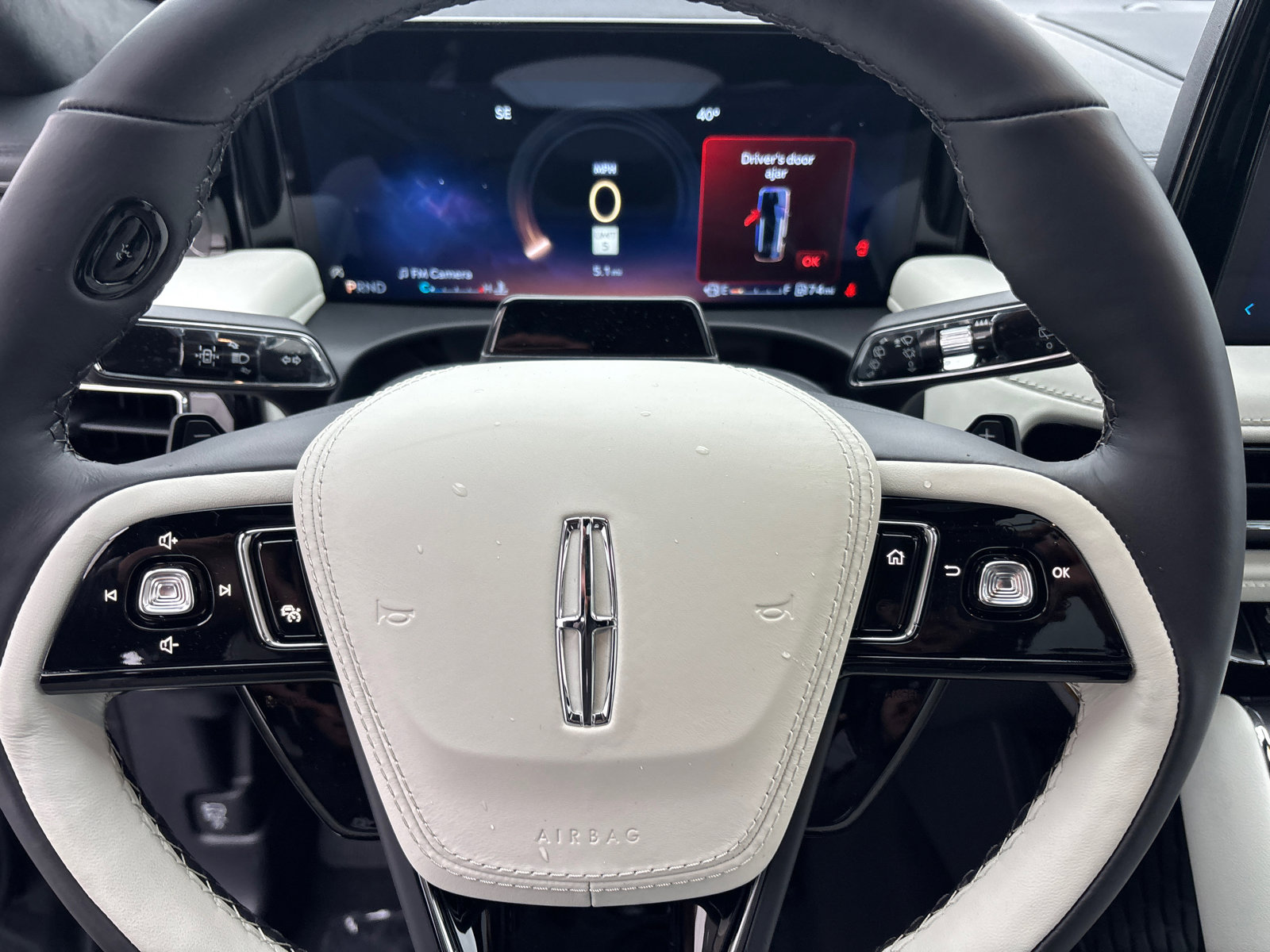 New 2026 Lincoln Aviator Black Label w/ Dynamic Handling Package image 16