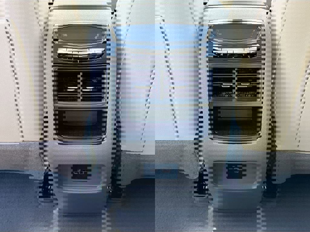 New 2026 Cadillac XT5 Premium Luxury image 32