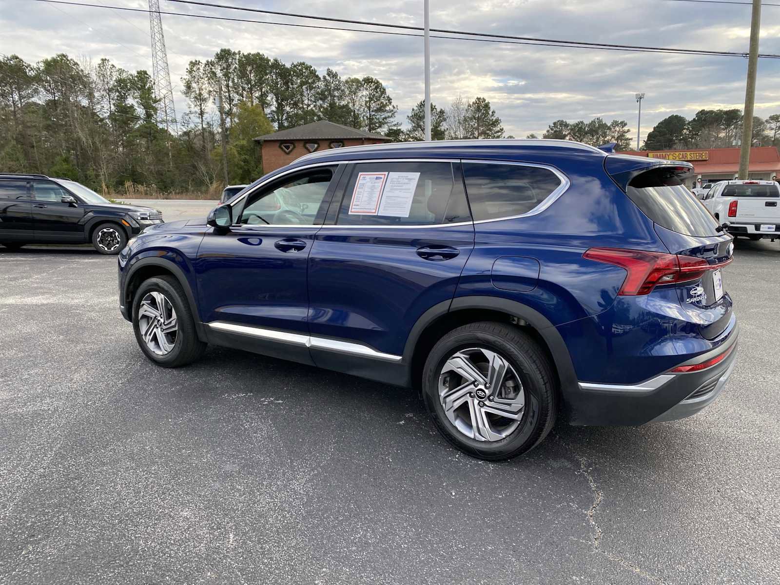 Certified 2022 Hyundai Santa Fe SEL w/ Cargo Package image 7