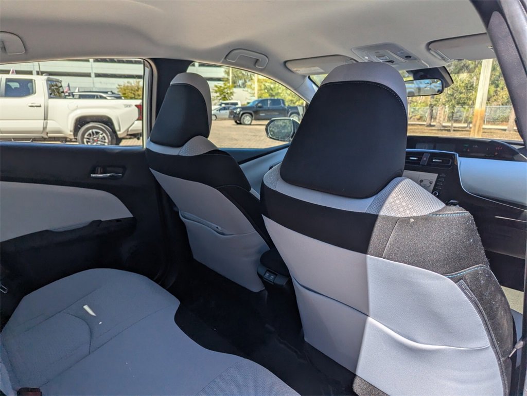 Certified 2020 Toyota Prius LE image 16