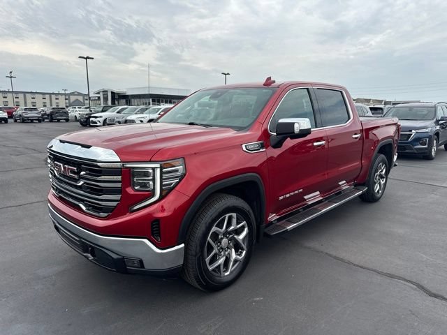 Used 2023 GMC Sierra 1500 SLT w/ SLT Premium Package AWD/4WD image 7