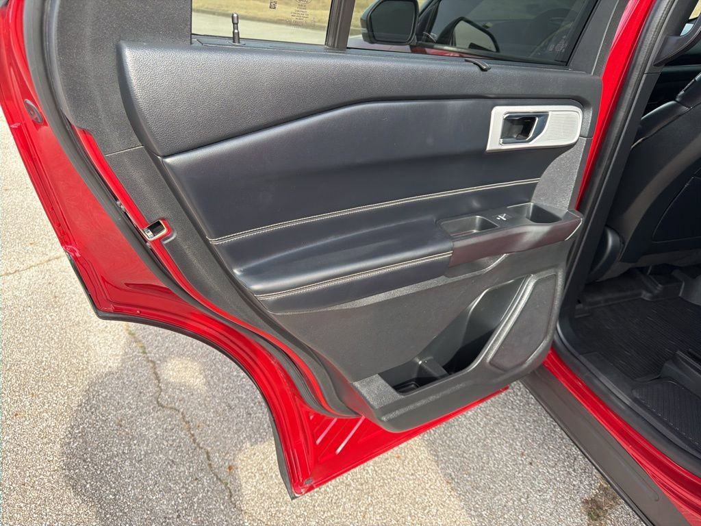 Used 2020 Ford Explorer ST w/ Premium Technology Package image 15