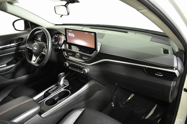 Certified 2024 Nissan Altima 2.5 SR w/ SR Premium Package image 36