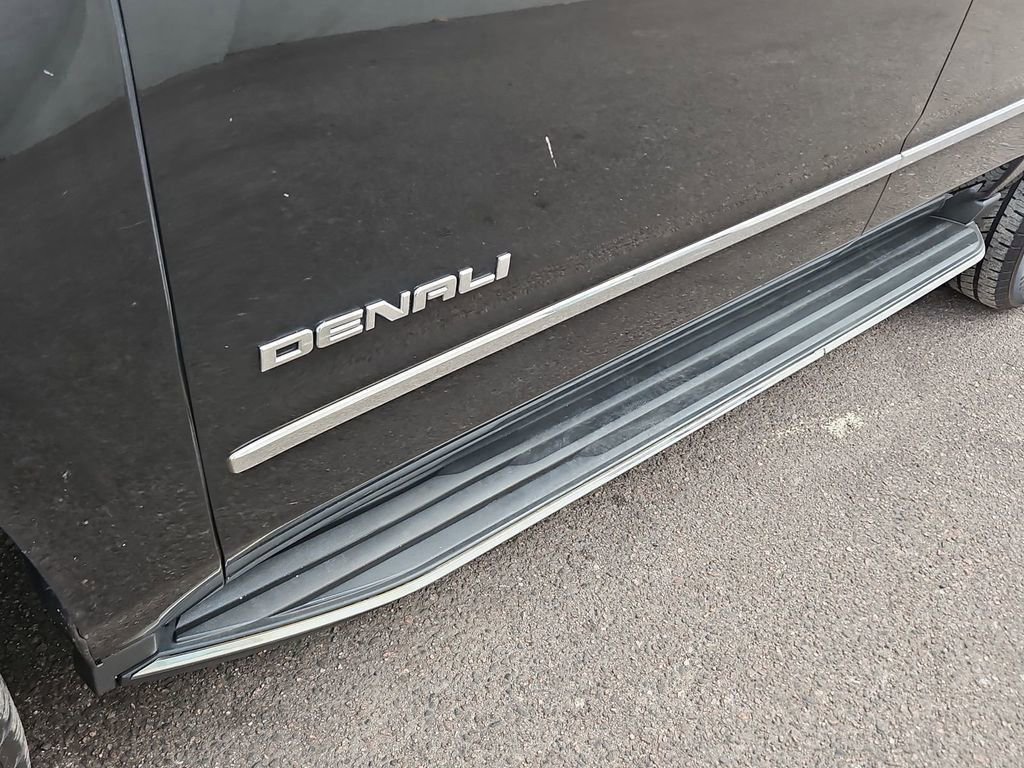 Used 2018 GMC Yukon Denali w/ Open Road Package image 24