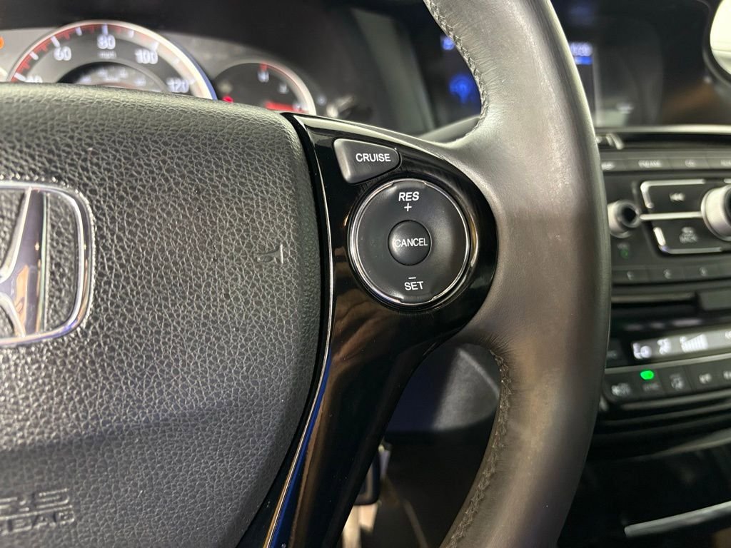 Used 2016 Honda Accord Sport image 18