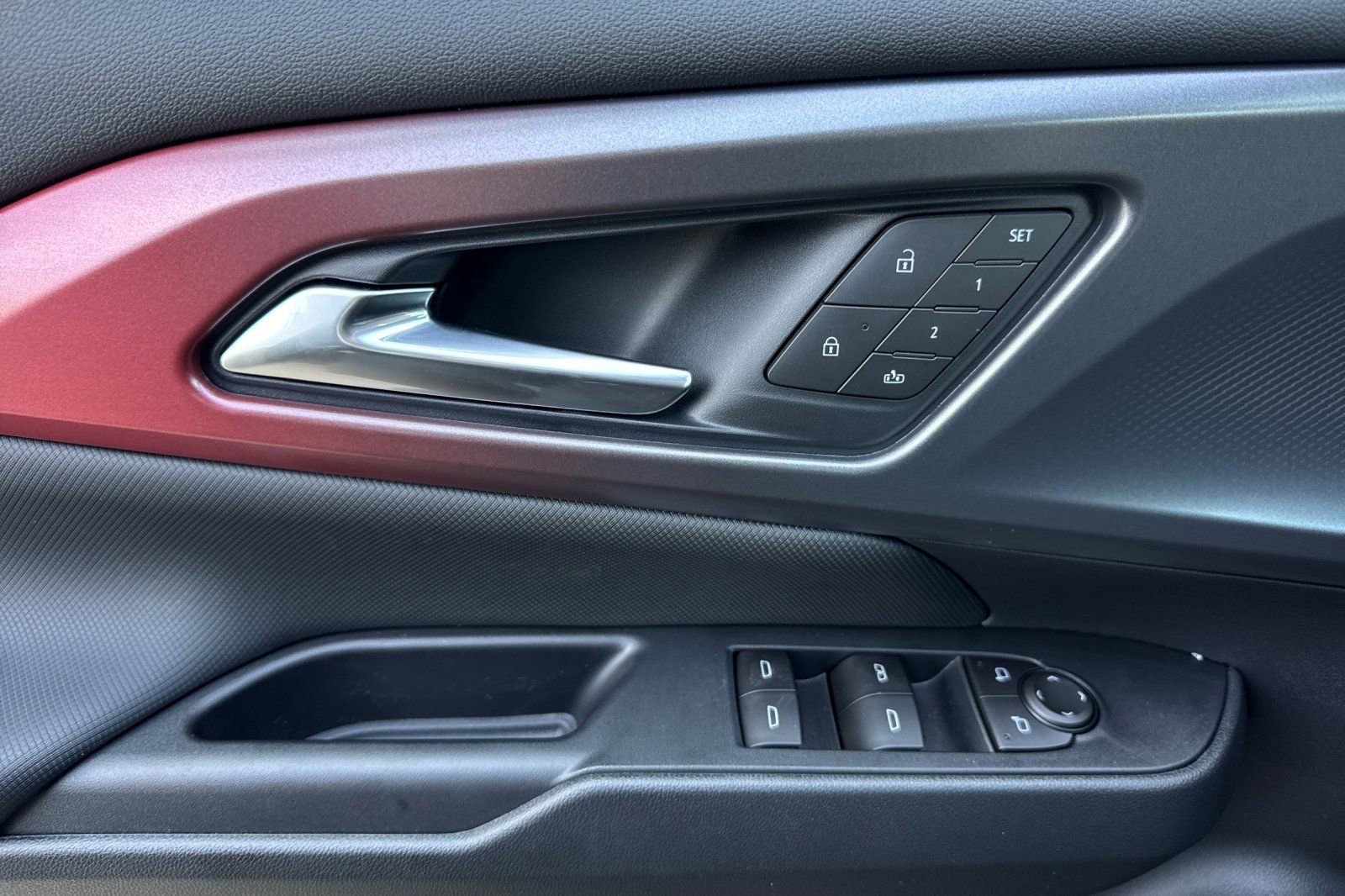 New 2025 Chevrolet Equinox EV RS w/ Active Safety Package 3 image 11