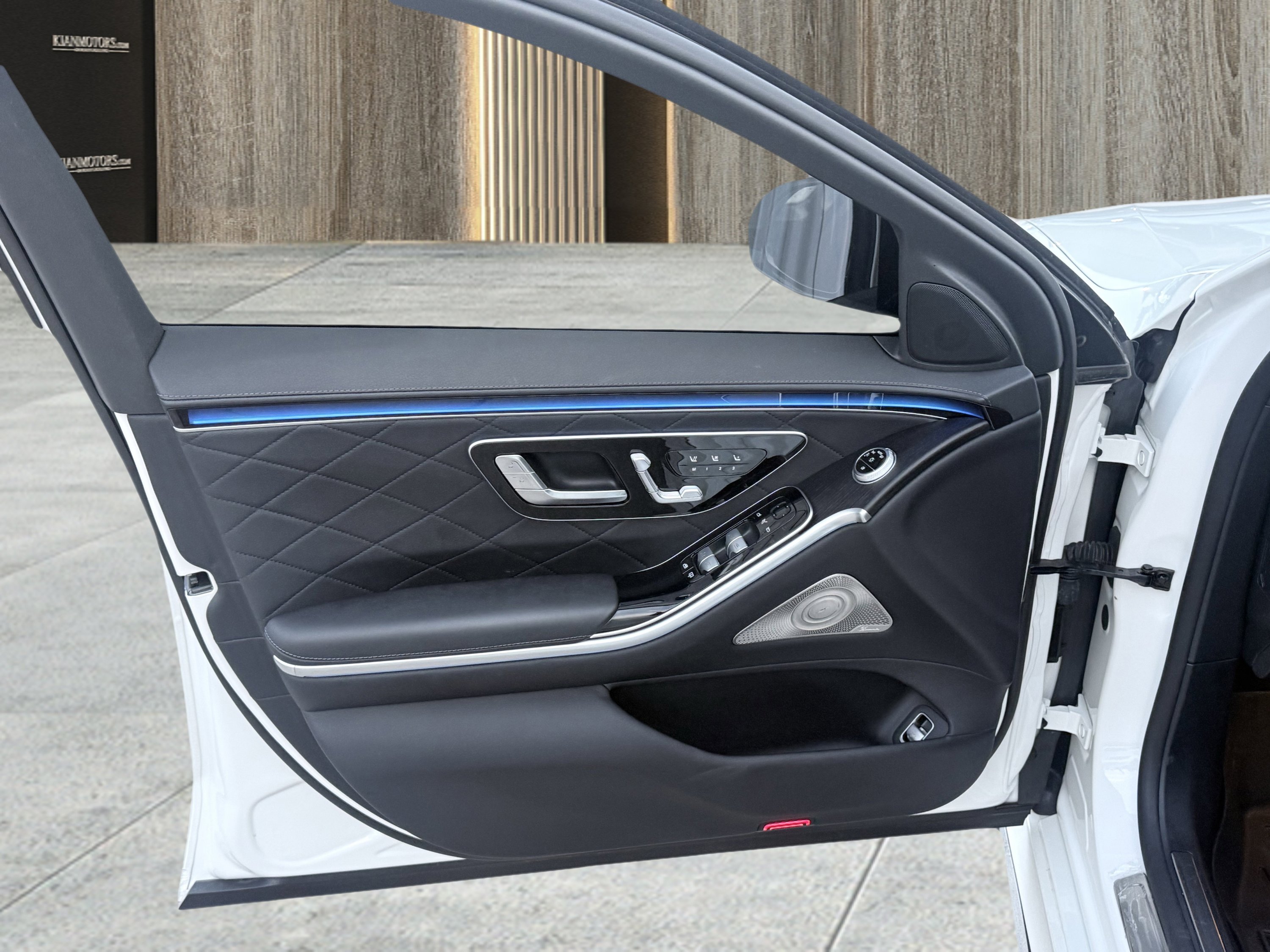 Used 2023 Mercedes-Benz S 580 4MATIC Sedan image 26