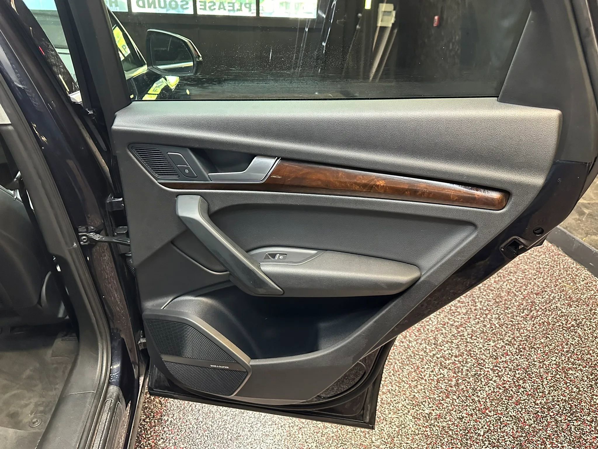 Used 2018 Audi Q5 2.0T Premium Plus AWD/4WD image 27
