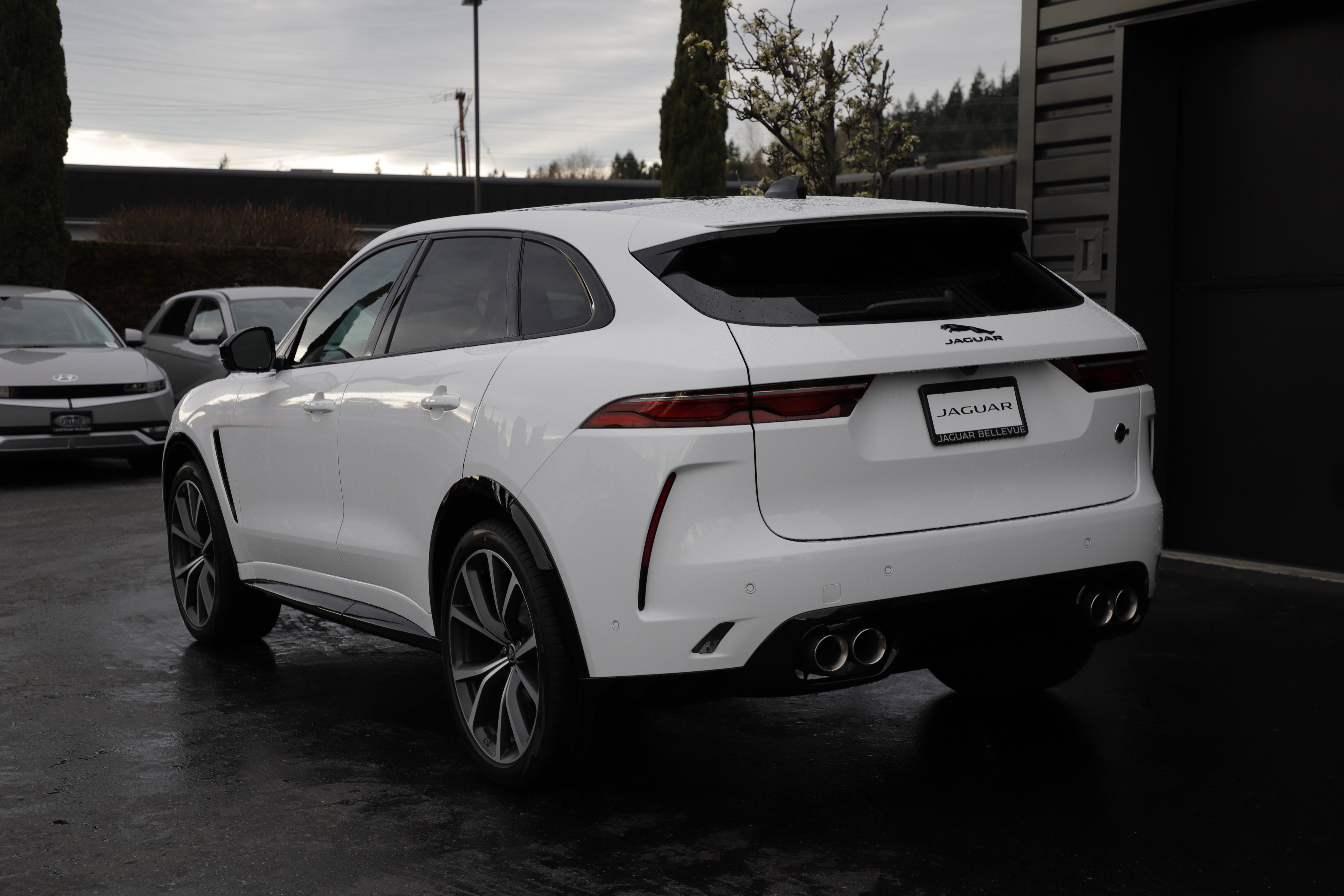 New 2026 Jaguar F-PACE SVR AWD/4WD image 6