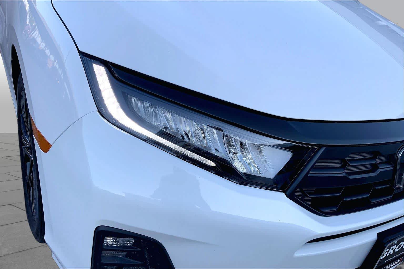 Used 2025 Honda Odyssey Sport-L image 28