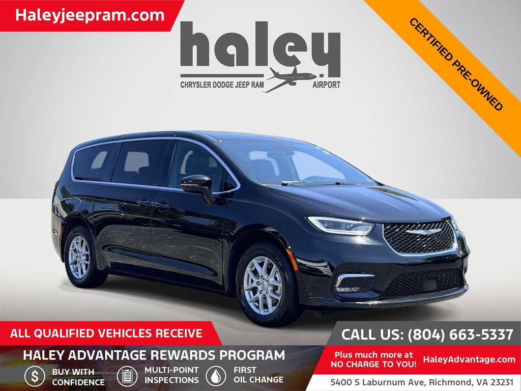 Certified 2025 Chrysler Pacifica Select FWD image 1