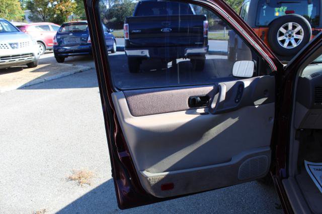 Used 1995 Mercury Villager GS image 9