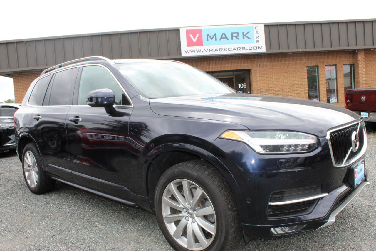 Used 2017 Volvo XC90 T6 Momentum w/ Vision Package AWD/4WD image 8