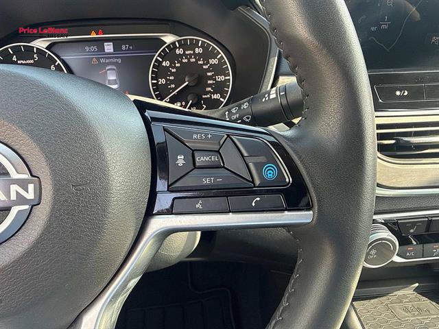 Certified 2024 Nissan Altima 2.5 SV w/ SV Premium Package AWD/4WD image 22