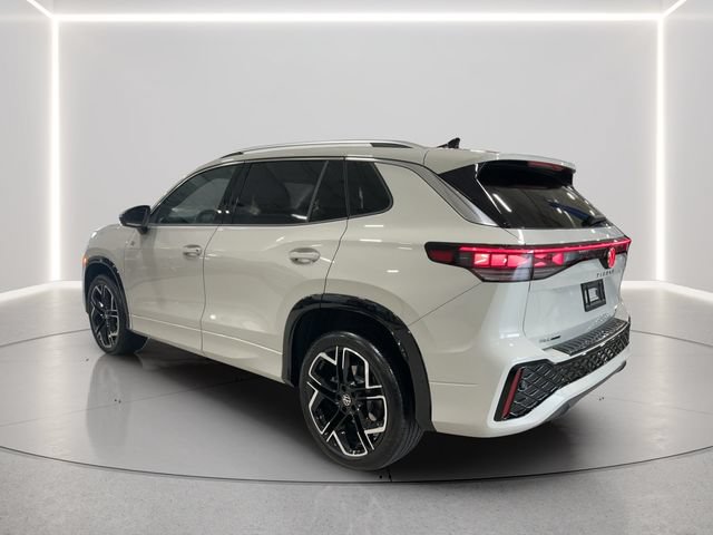 New 2026 Volkswagen Tiguan SEL R-Line AWD/4WD image 3