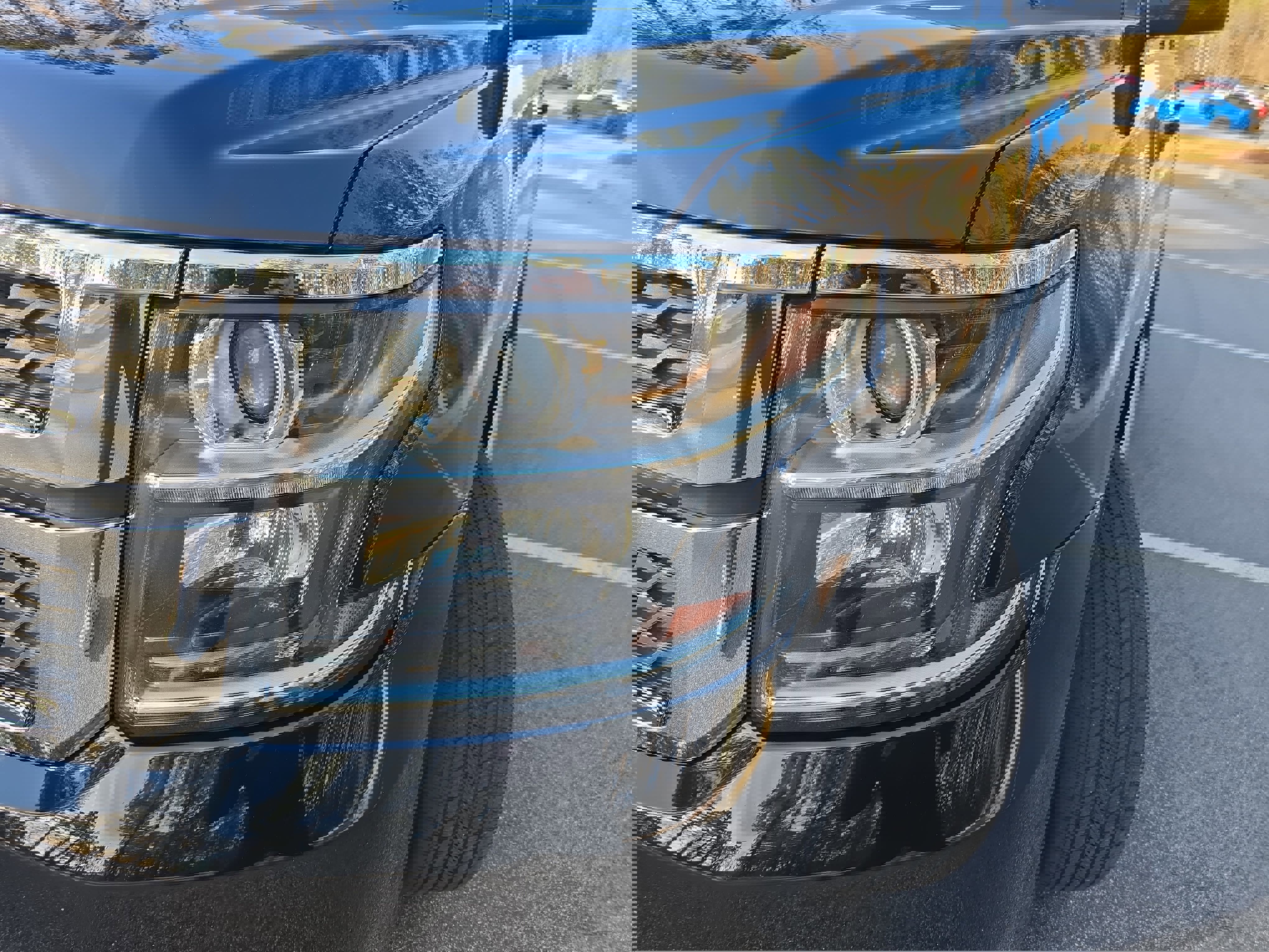 Used 2019 Chevrolet Tahoe LT image 34